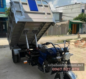 Xe Ba Gác Chở Nước