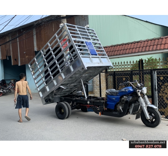Xe ba  bánh có ben chở hàng lớn